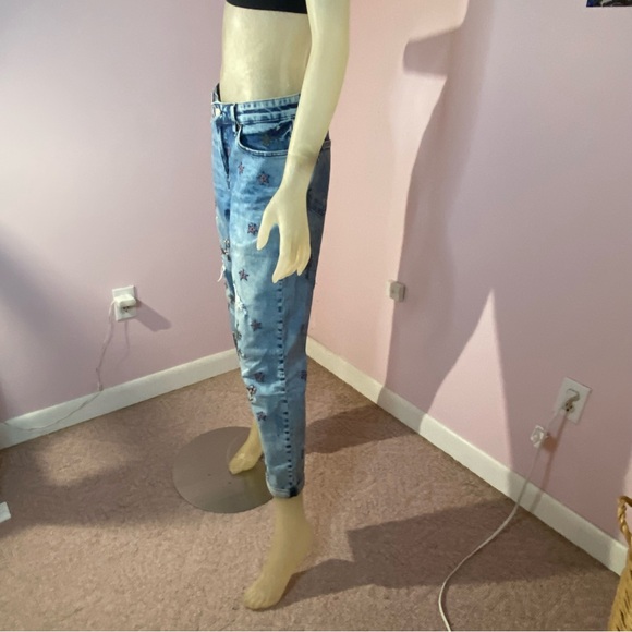 Lucky Brand Sienna Slim Embroidered BF Jeans - Picture 6 of 9